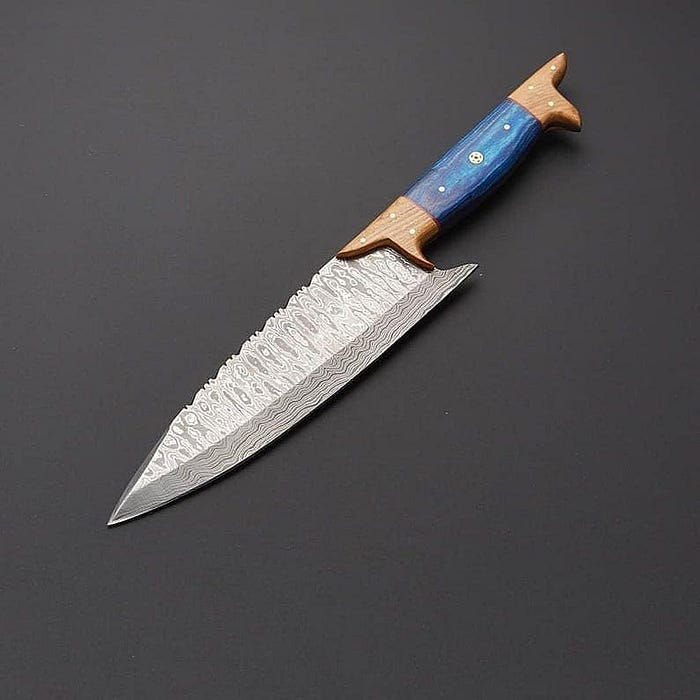 How to distinguish a real Damascus knife?