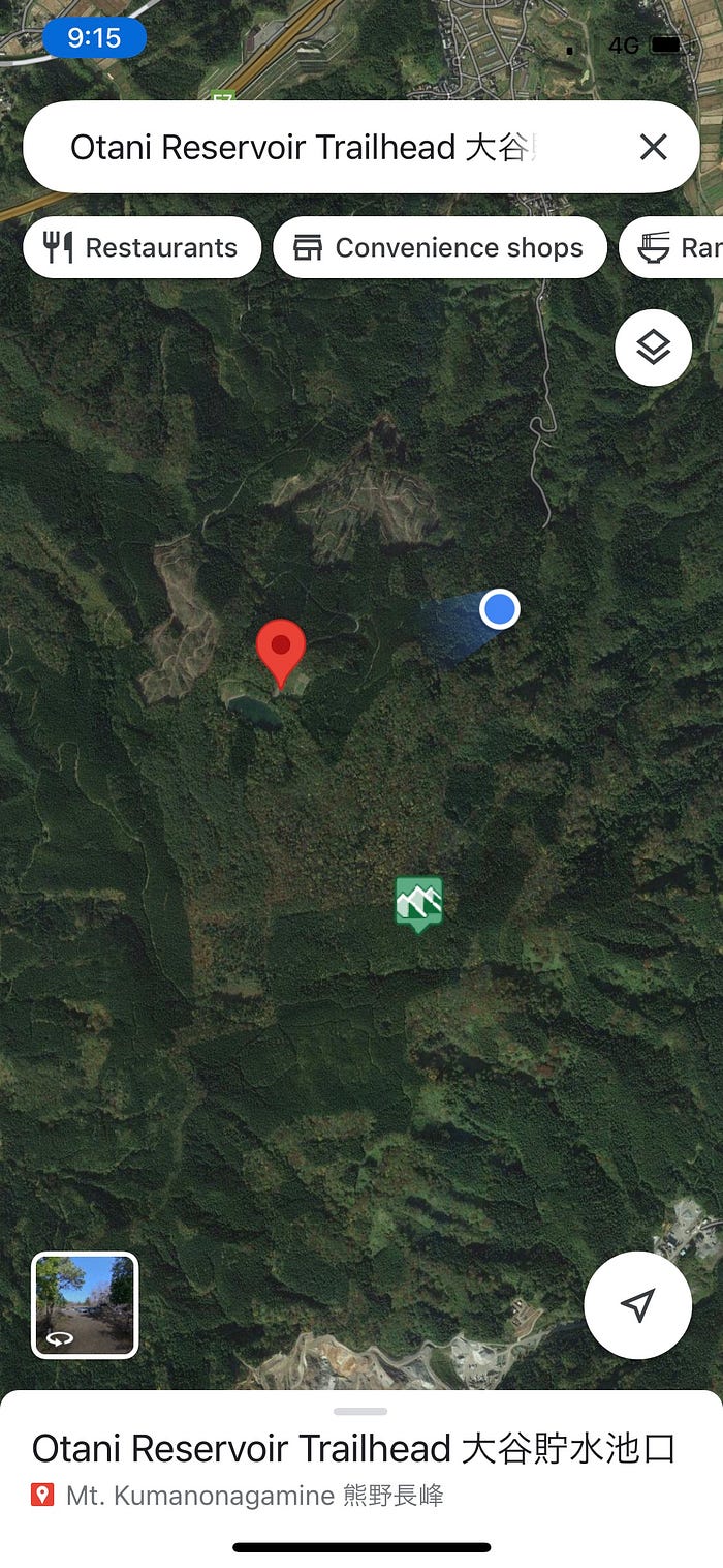 Three dots separated on map of a mountain with the blue current location dot, red dot symbolising the proper trailhead, and green dot the mountain summit of Mt. Kumanonagamine, one of the 100 Famous Mountains of Yamagata in Tohoku, north Japan.