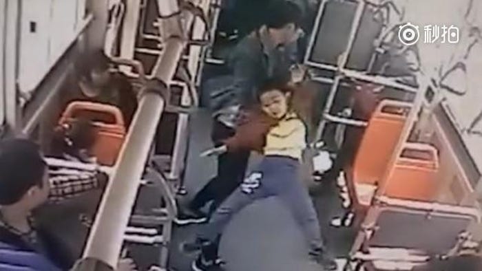 Enraged man savagely slams ‘bratty kid’ to floor in Sichuan bus, stomps