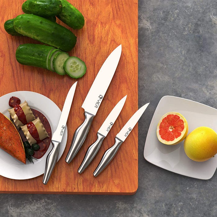 What Makes a Good Steak Knife Set?