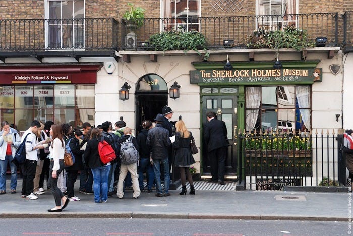 221b Baker Street I Loved Reading Detective Novels While By Shaun Liu London Tales Of Two Cities Medium