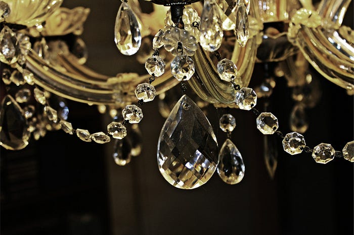 The language of luxury and the luxury of language  by Laura Cattaneo 