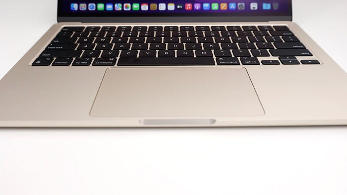 MacBook Pro 13 2017換到Air M2　一個月心得