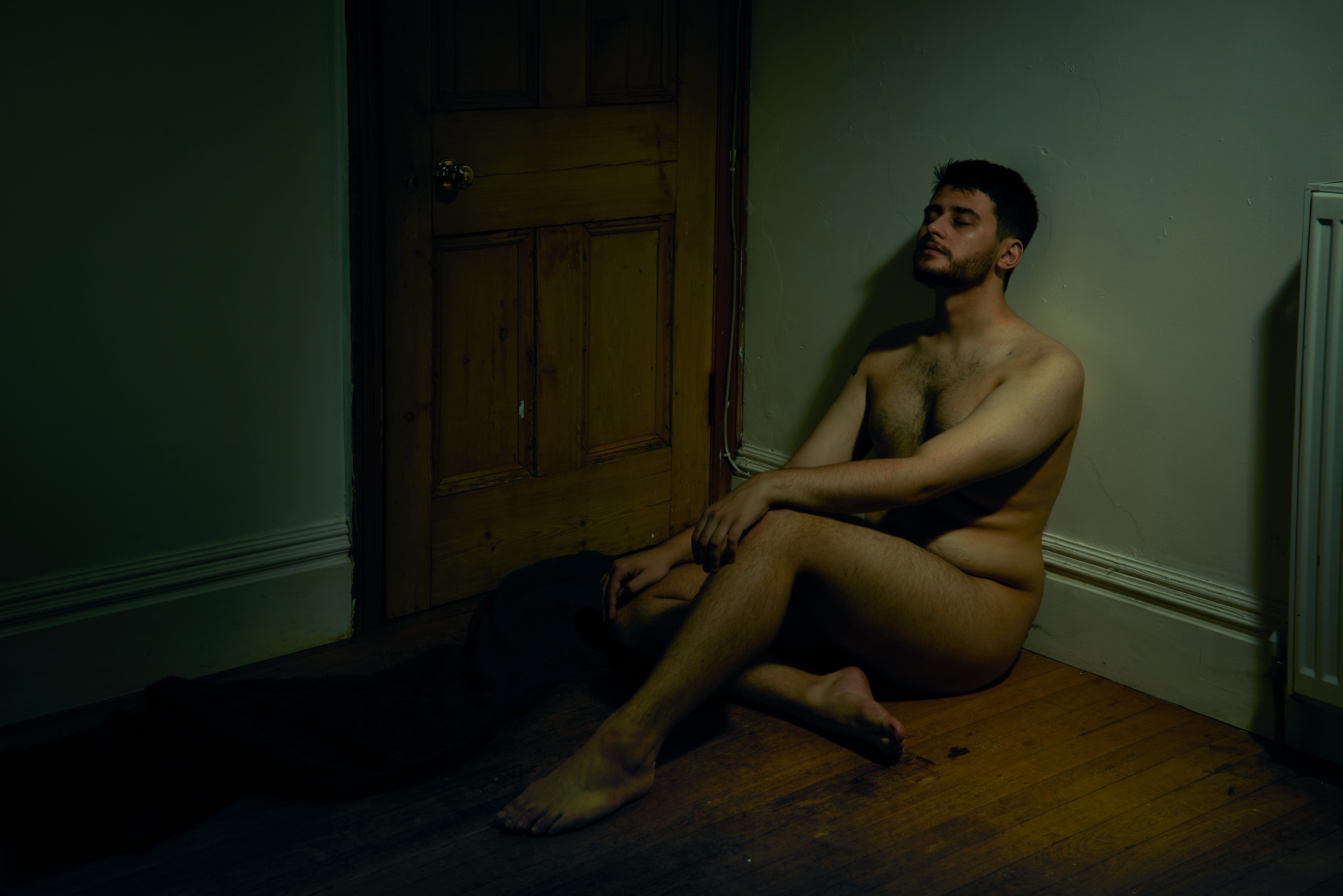 Body positivity photoshoot with Volkan, with a colostomization bag, by JC Candanedo. Interview by KODAKOne.