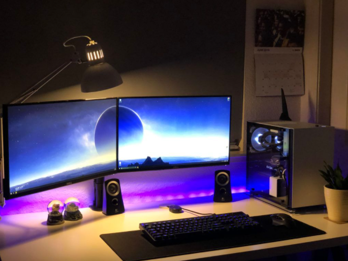 Productivity with a Two Monitor Setup 