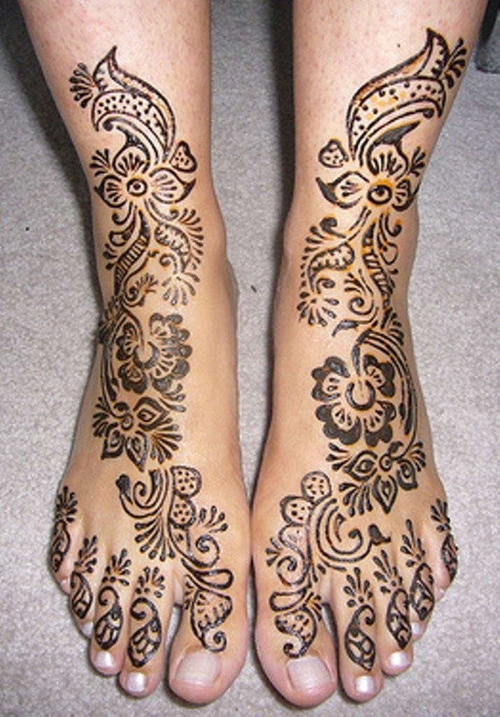 10 Topmost Leg Mehndi Design Collection By Tips Clear