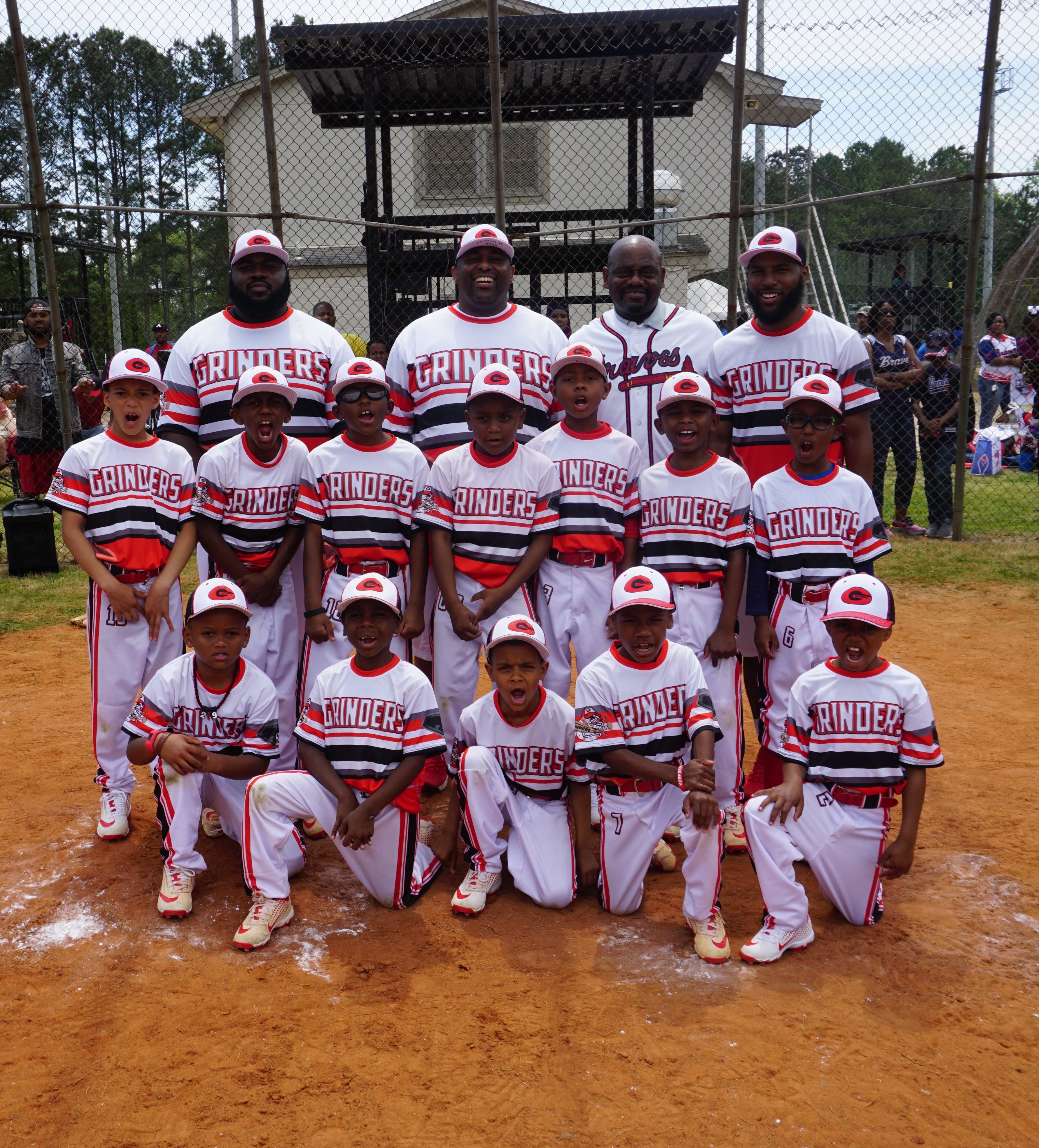 jackie robinson jersey youth size