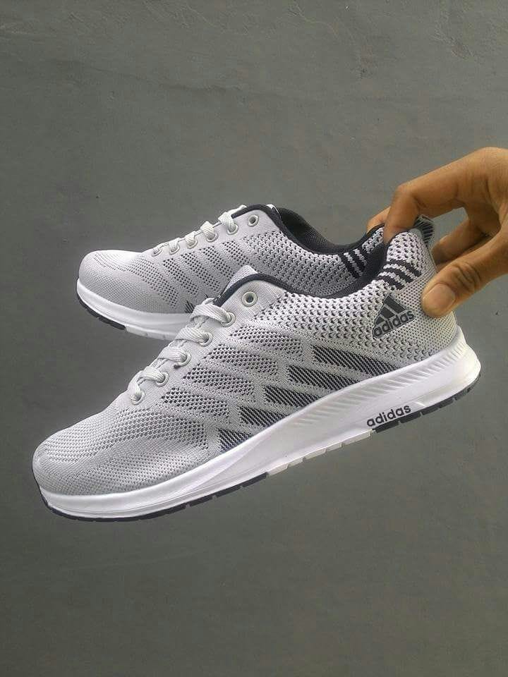 cari sepatu nike original