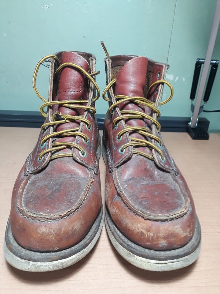 closest red wing boot store