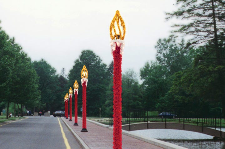 Pole Mounted Decorations By Temple Display Medium