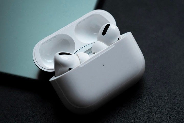 switching between devices airpods pro
