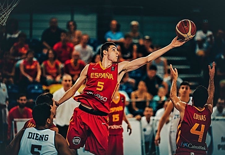 Waiting In The Wings I Maceoballer Medium