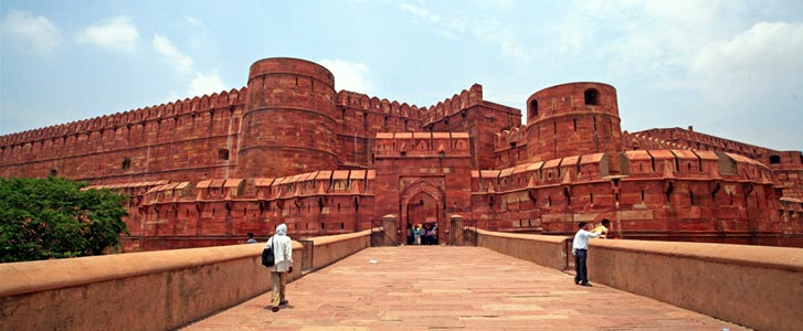 Be Transported Into Mughal History At The Magnificent Agra Fort