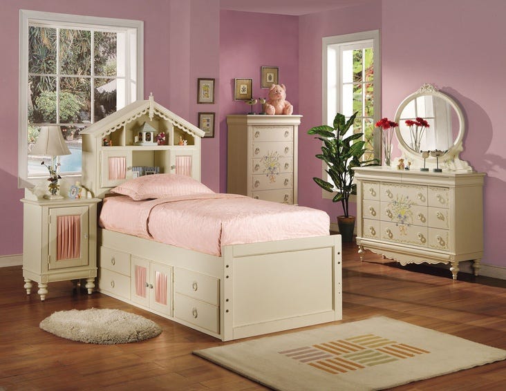 dollhouse bedroom