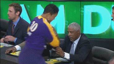 UN-PAUSE: JaVale McGee’s Mom Kisses Dr. J on The Lips &hellip;