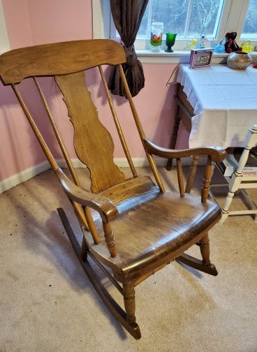 rocking chair for one year old