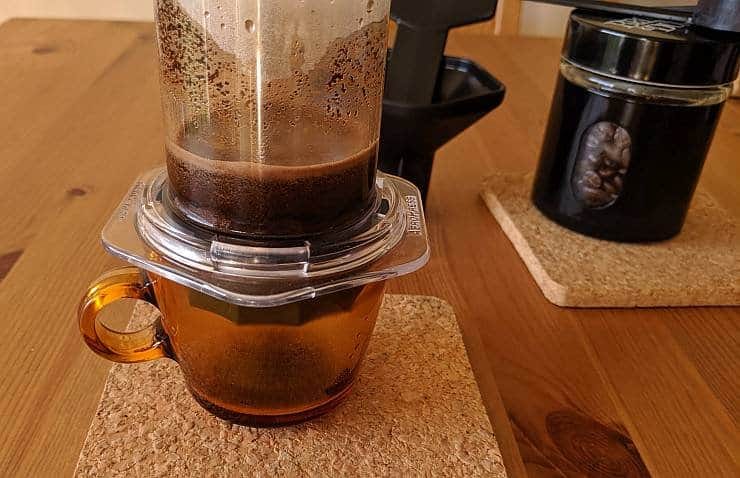 How to Make Crema with the Aeropress to 