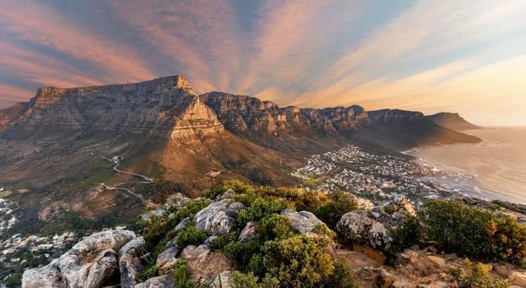 Table Mountain, South Africa. Table Mountain is a flat-topped… | by Daily  Afrika | Medium