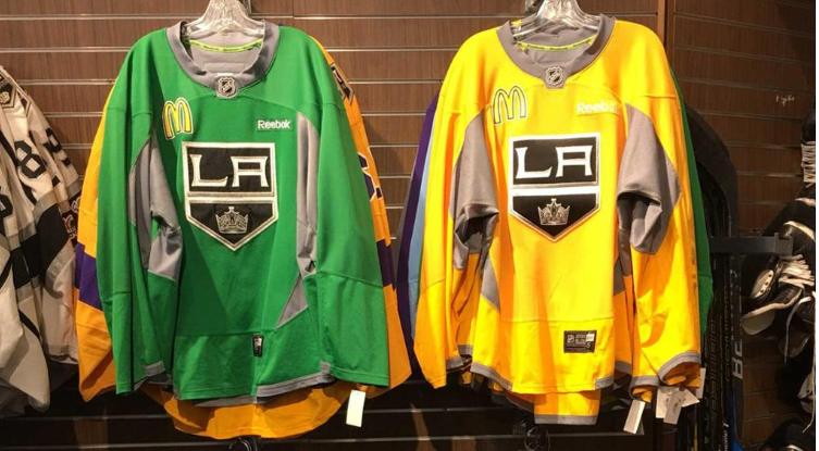 la kings green jersey