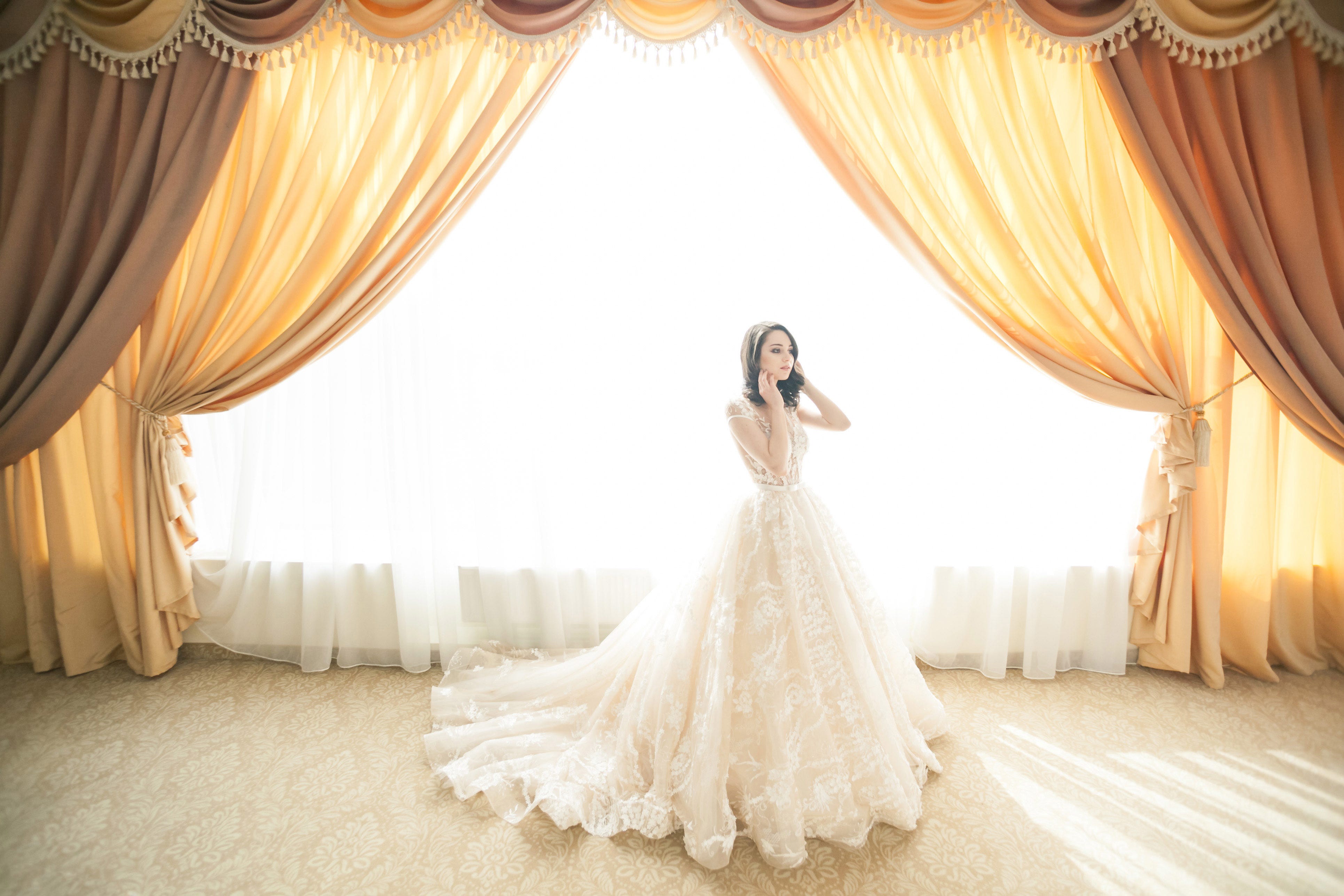 20 Things You Should Know Before You Buy Your Wedding Dress