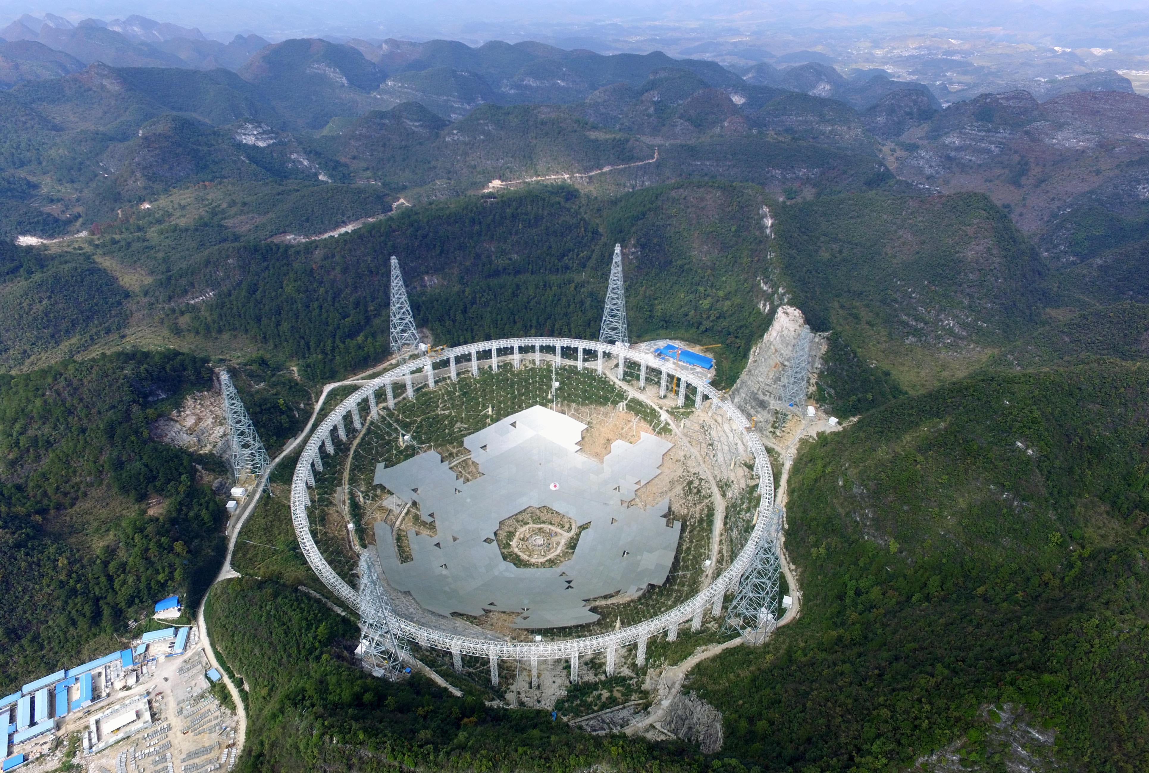 Gut-wrenching footage documents Arecibo telescope's collapse