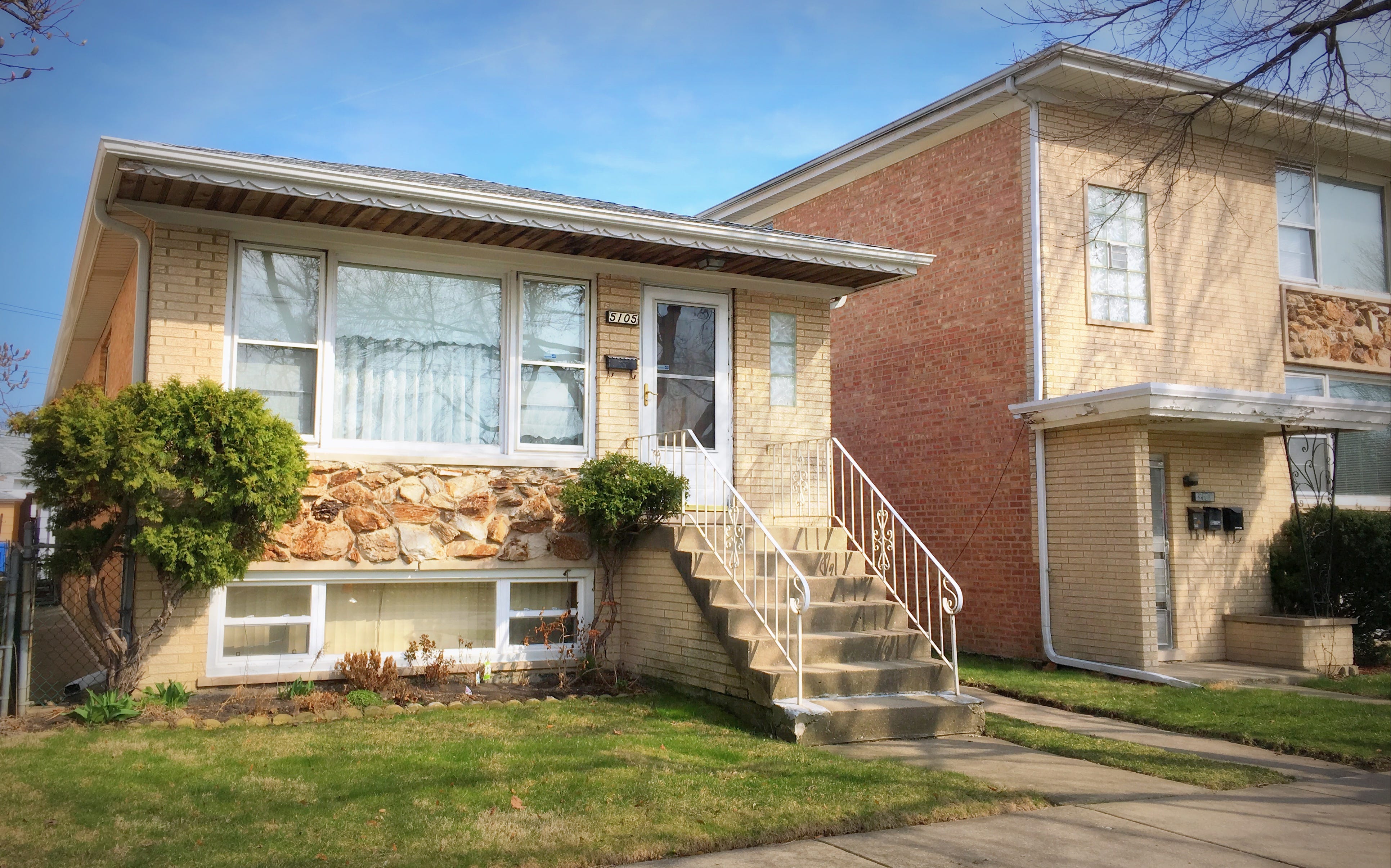 Not Every Small Brick House In Chicago Is A Bungalow