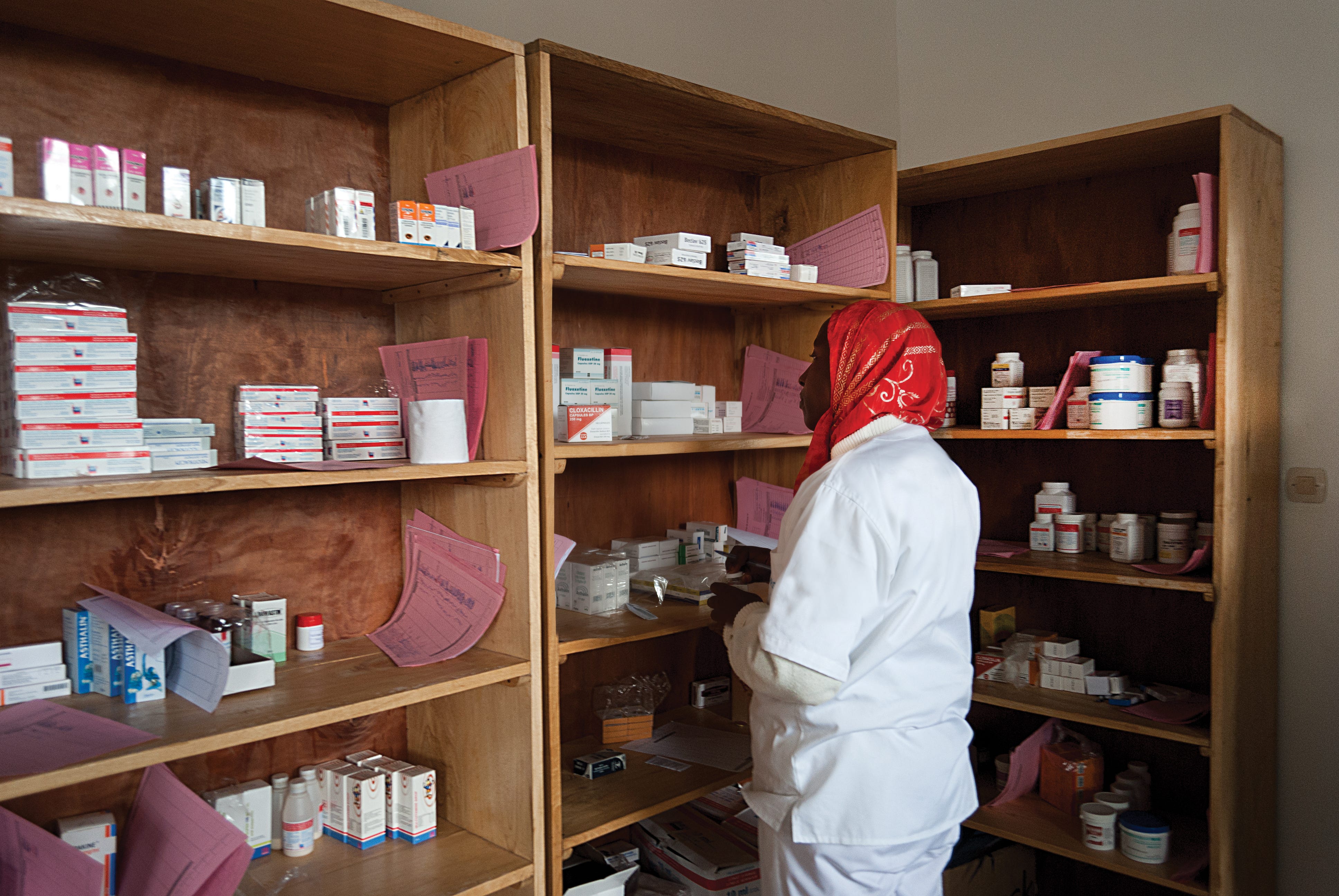 How Much Is Hiv Medication In South Africa - Injection Every 2 Months Could Stop Hiv Transmission Study Shows Abc News - On world aids day, south africa finds hope in new treatment.