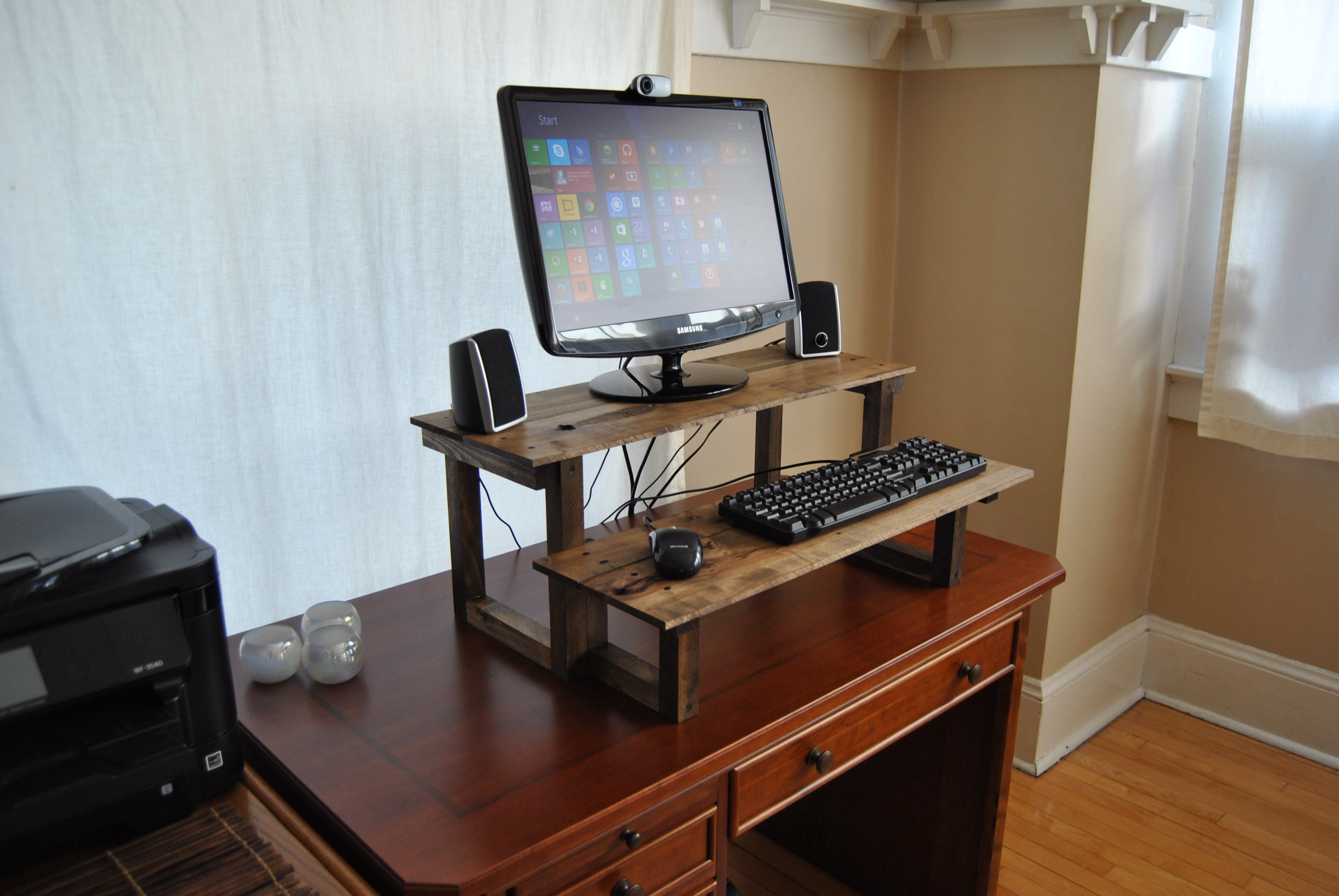 Here Are 5 Helpful Tips For Getting Started With A Standing Desk