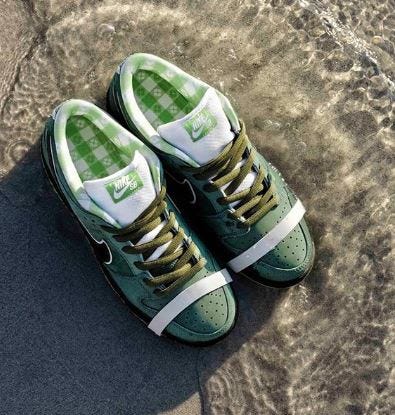 sb dunk green lobster