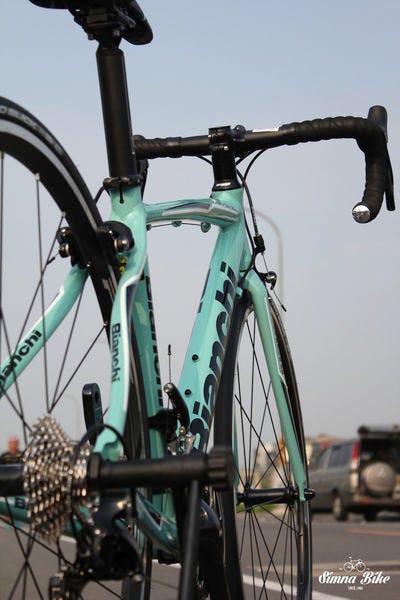 Bianchi Via Nirone 7 入門公路車介紹 Bianchi Via By Will Kuo Simnabike 官方部落格 Medium Bianchi Via Nirone 7 入門公路車介紹 Bianchi Via By Will Kuo Simnabike 官方部落格 Medium