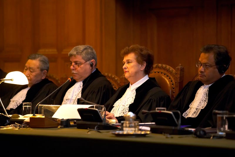 Does Having Daughters Cause Judges to Rule for Women’s Issues?
