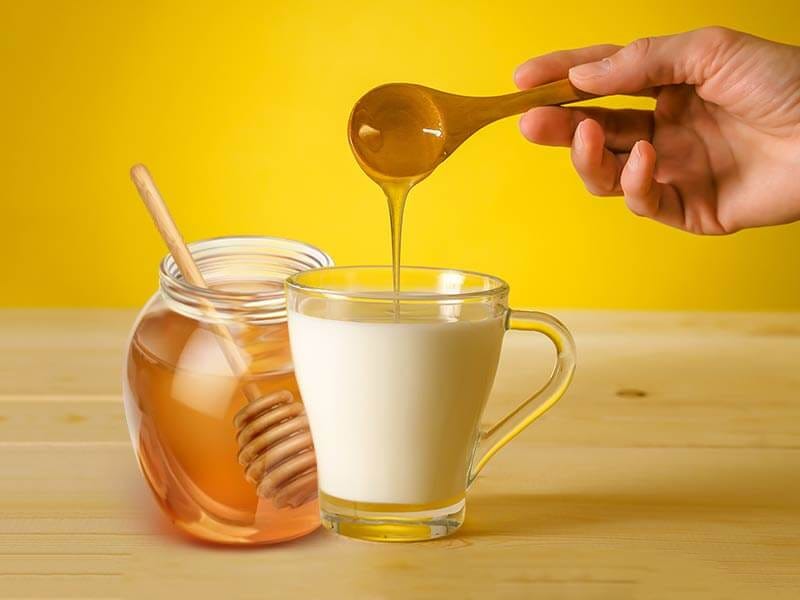 5 Best Ways To Use Honey For Oily Skin | by Asad Omer | Medium