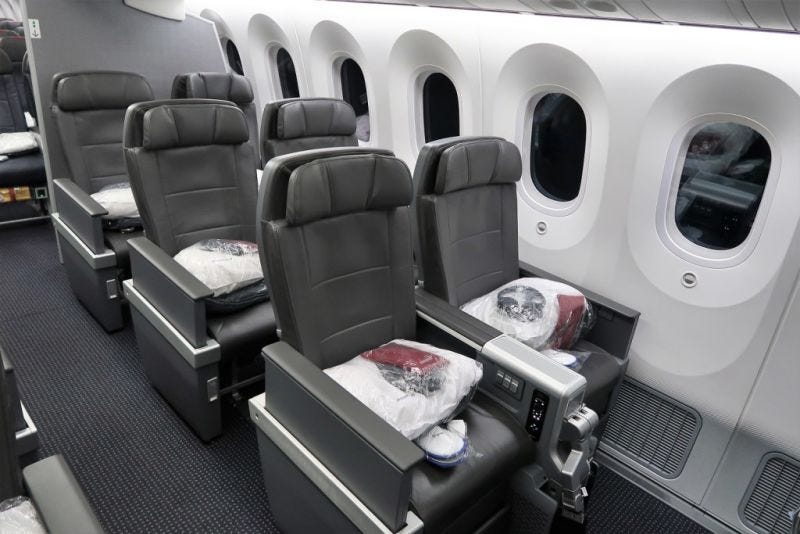 5 Things To Know About Lufthansa Airlines While Lufthansa Seat