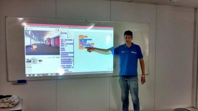 "Utilizamos o projetor e a aula ficou bem dinâmica."