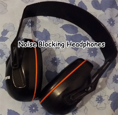 noise cancelling headphones for sensory overload adults