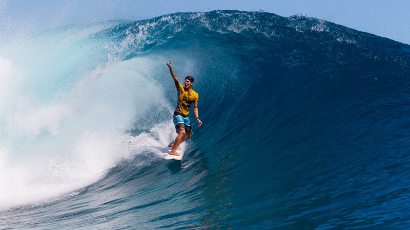 Facebook And The World Surf League Turning Competitive Fans