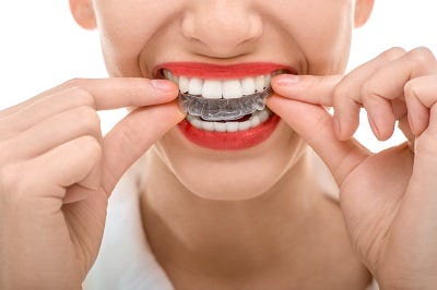 Do Retainers Help To Close Teeth Gaps? | by Robert Rudman | Medium