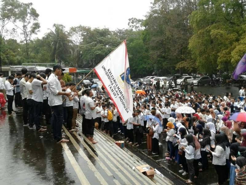 Pentingnya Ideologi Bagi Mahasiswa Uii By Pantik Geni Medium