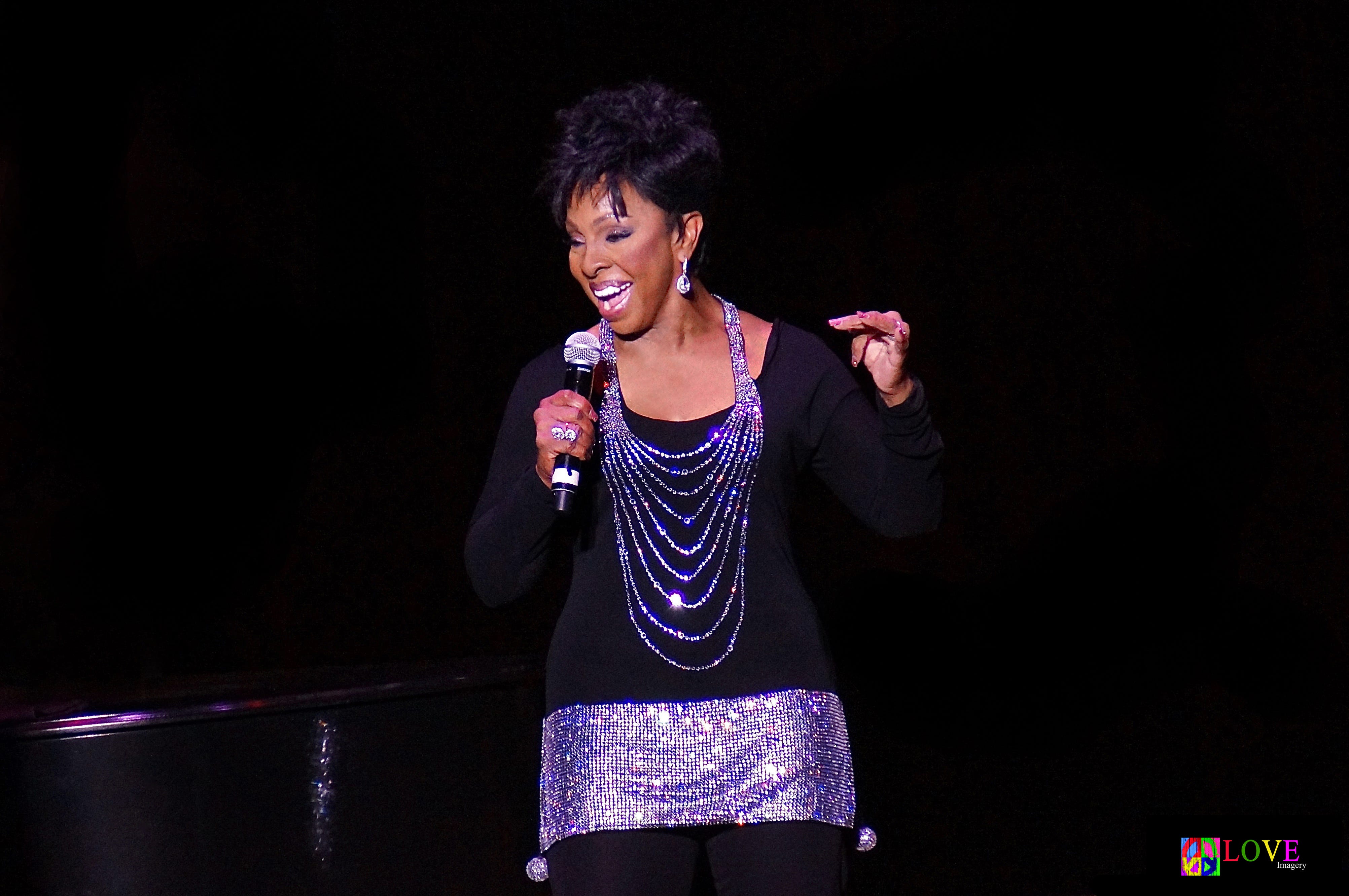 where does gladys knight live