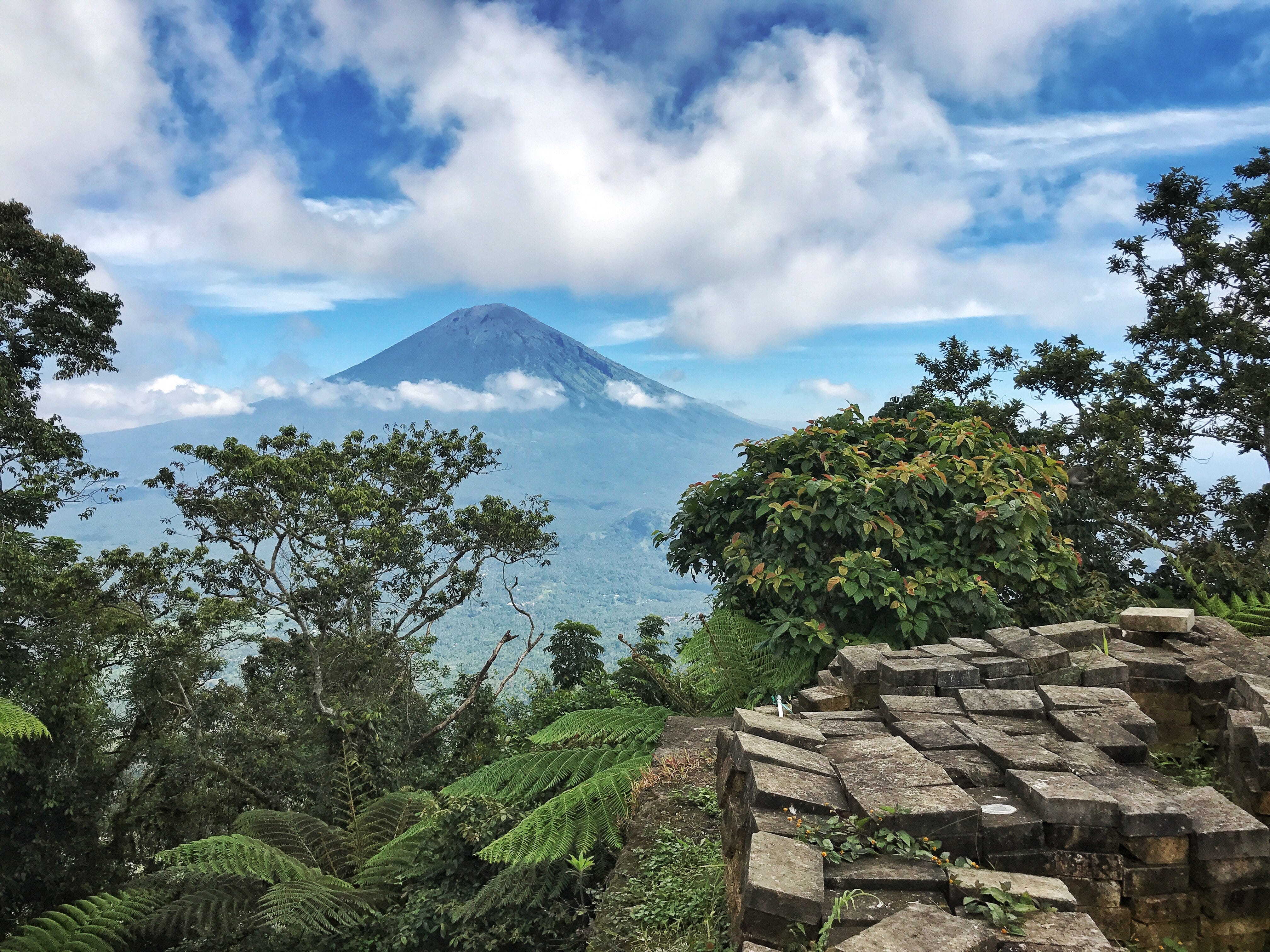 You Can Do Southeast Asia With Friends In A State Of Migration