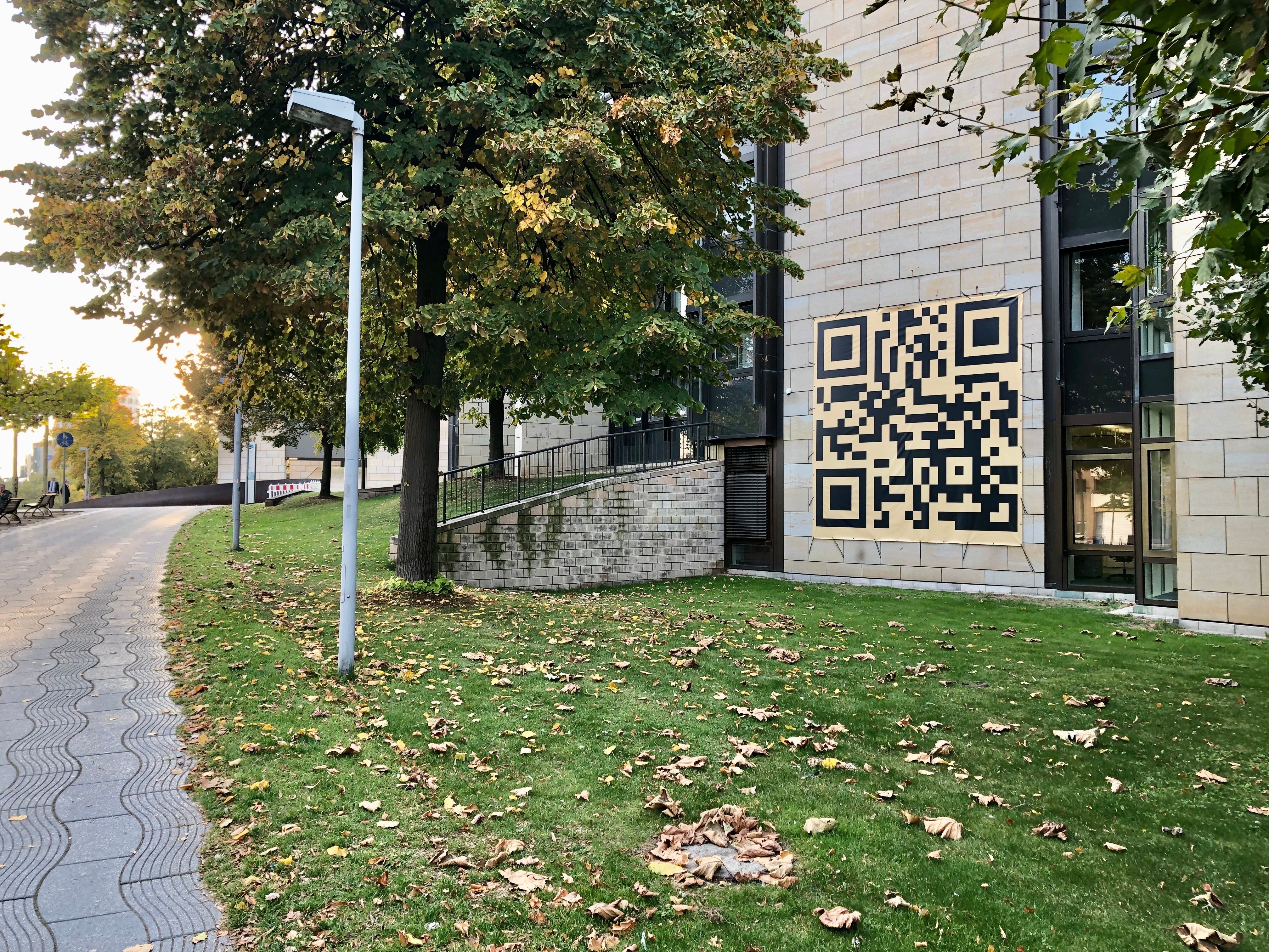 The Ux Of Qr Codes And Scanning Stuff With Our Phones By Dave Parry Medium The Ux Of Qr Codes And Scanning Stuff With Our Phones By Dave Parry Medium