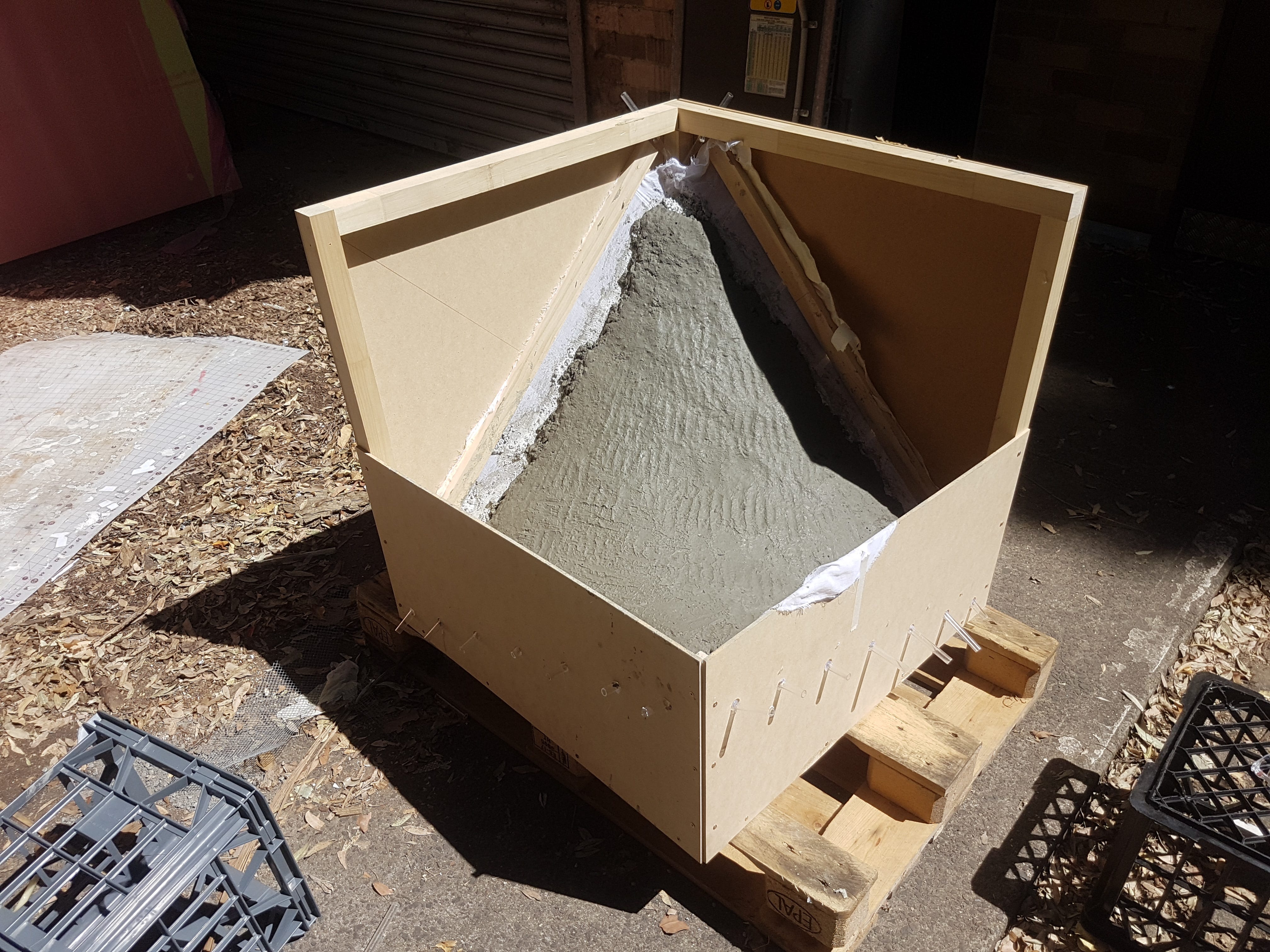 Thin Shell Concrete Structure: Experiment 01 - Thin Concrete Shell