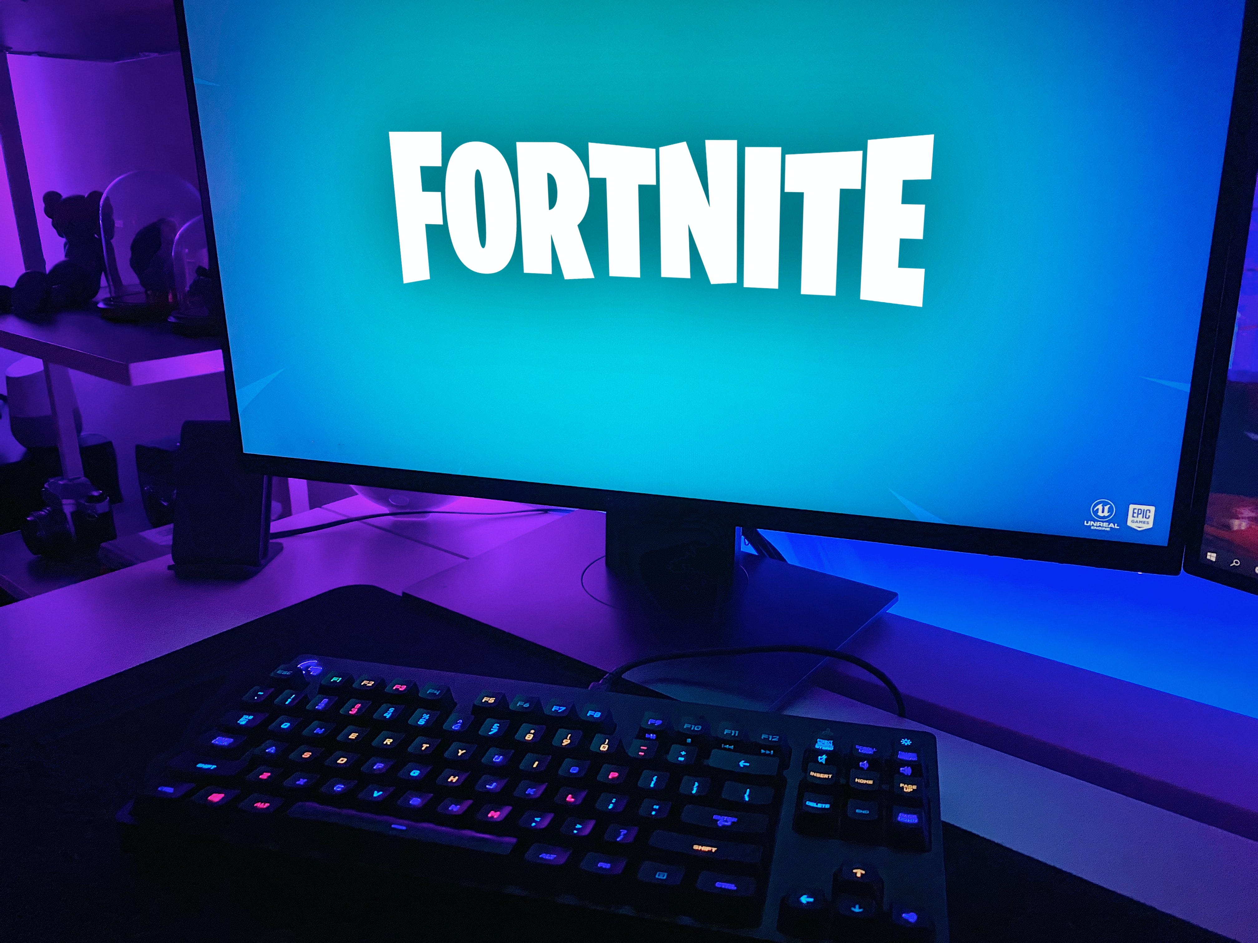 gaming monitor