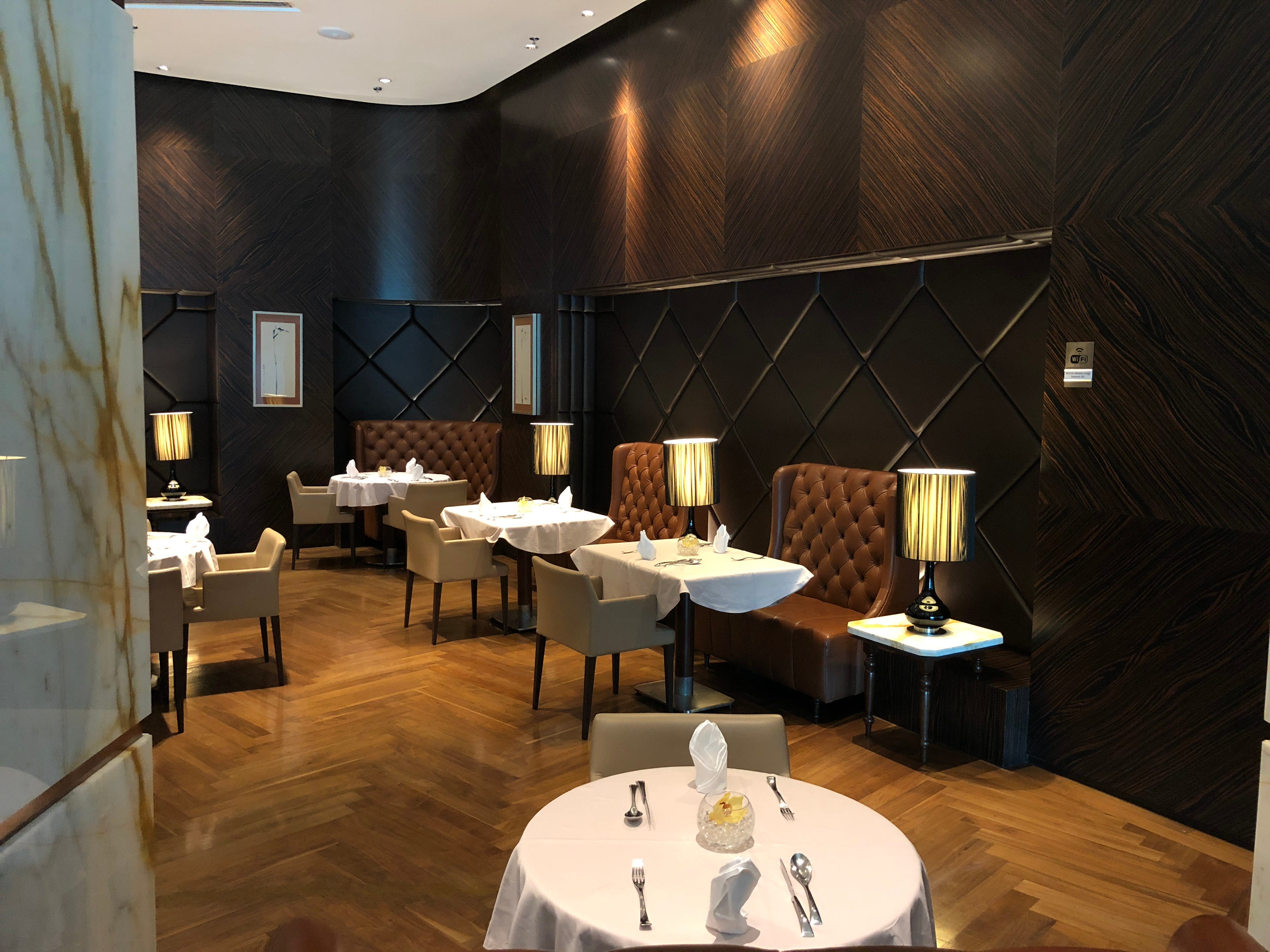 Review 10 Hours In The Singapore Airlines Private Room And