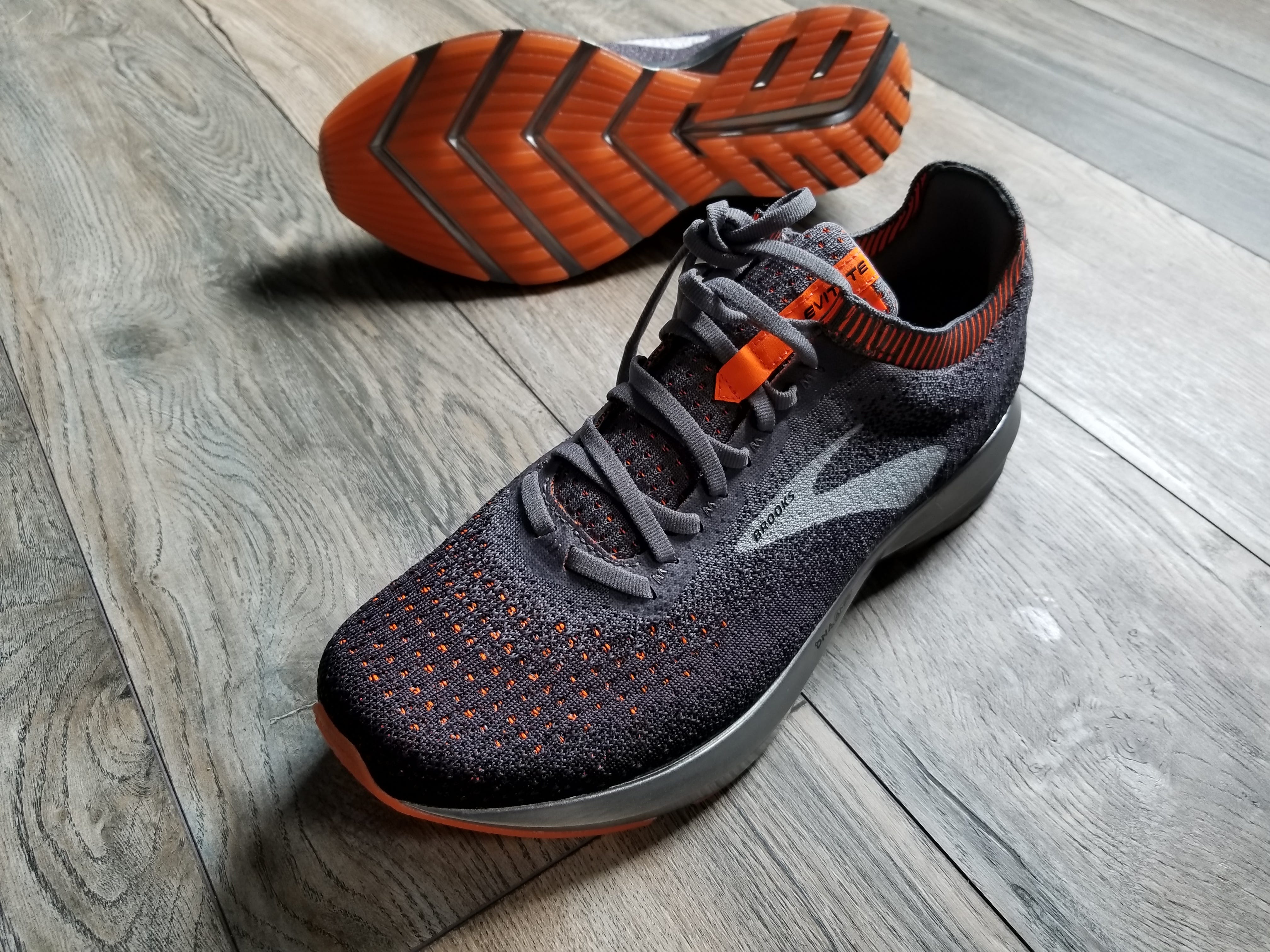 brooks gtx 11