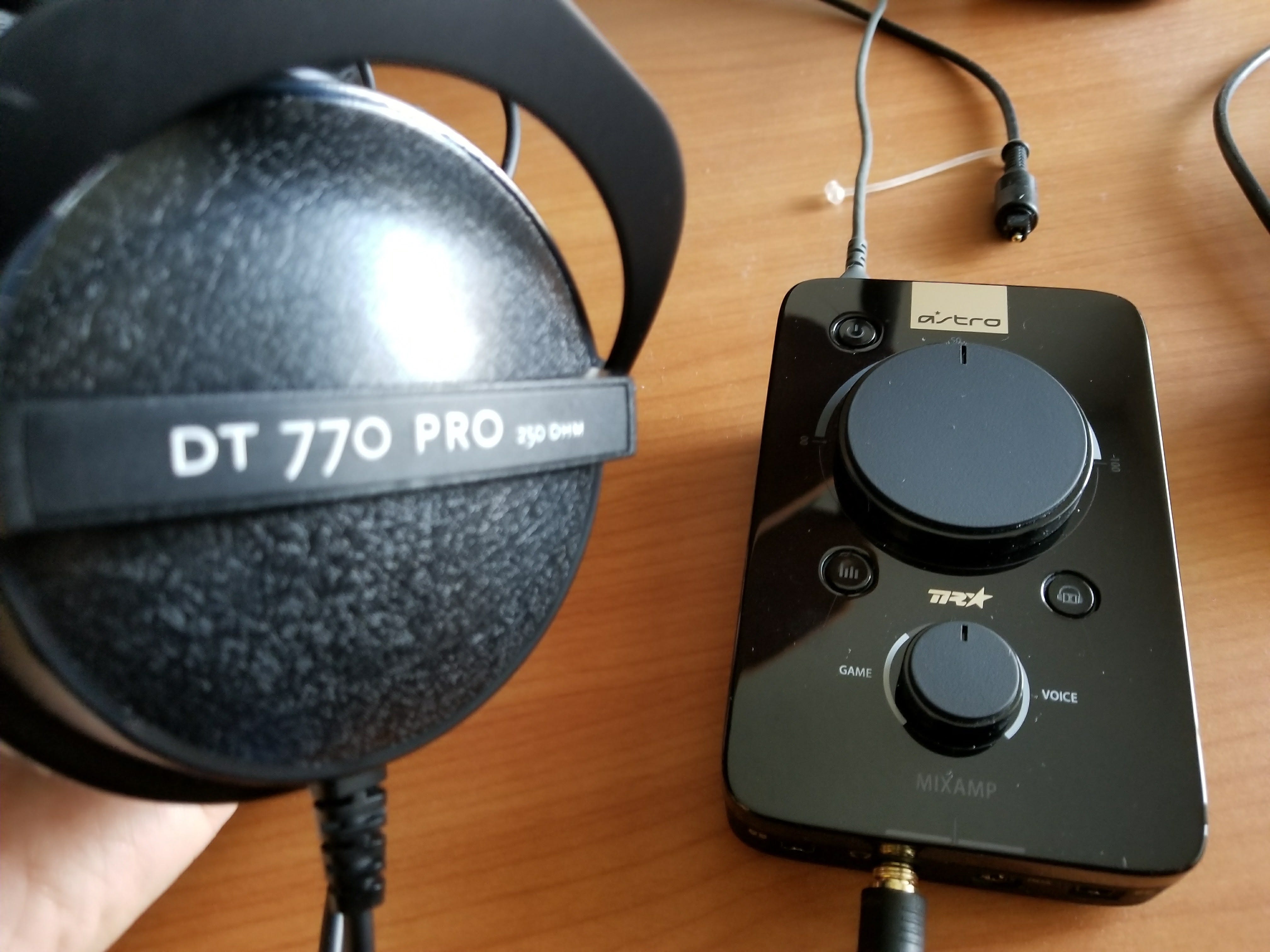 beyerdynamic dt 990 pro with astro mixamp