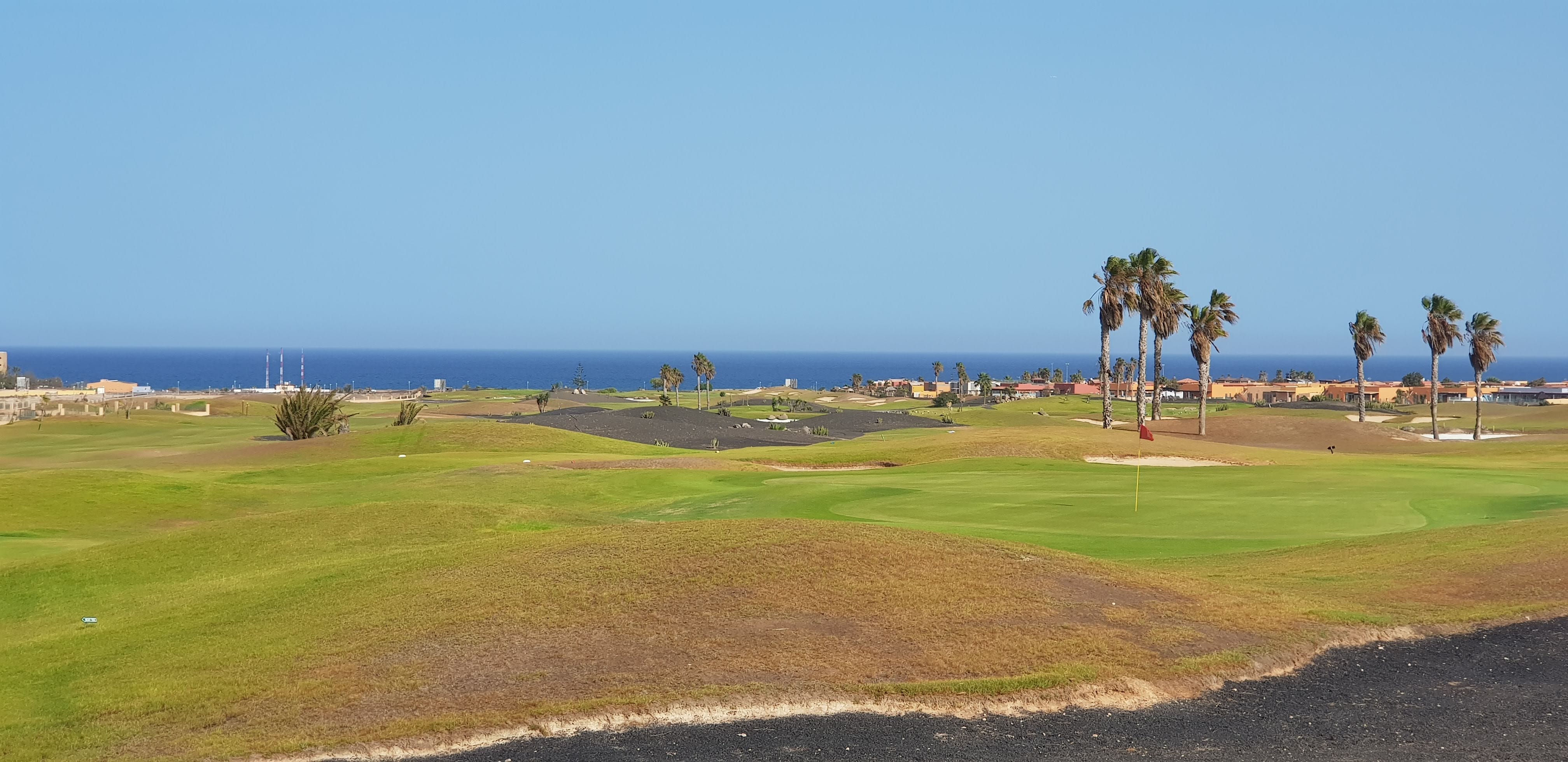 Playing The Not So Siamese Golf Courses In Fuerteventura By Nicolas Bykoff French Dispatch Medium