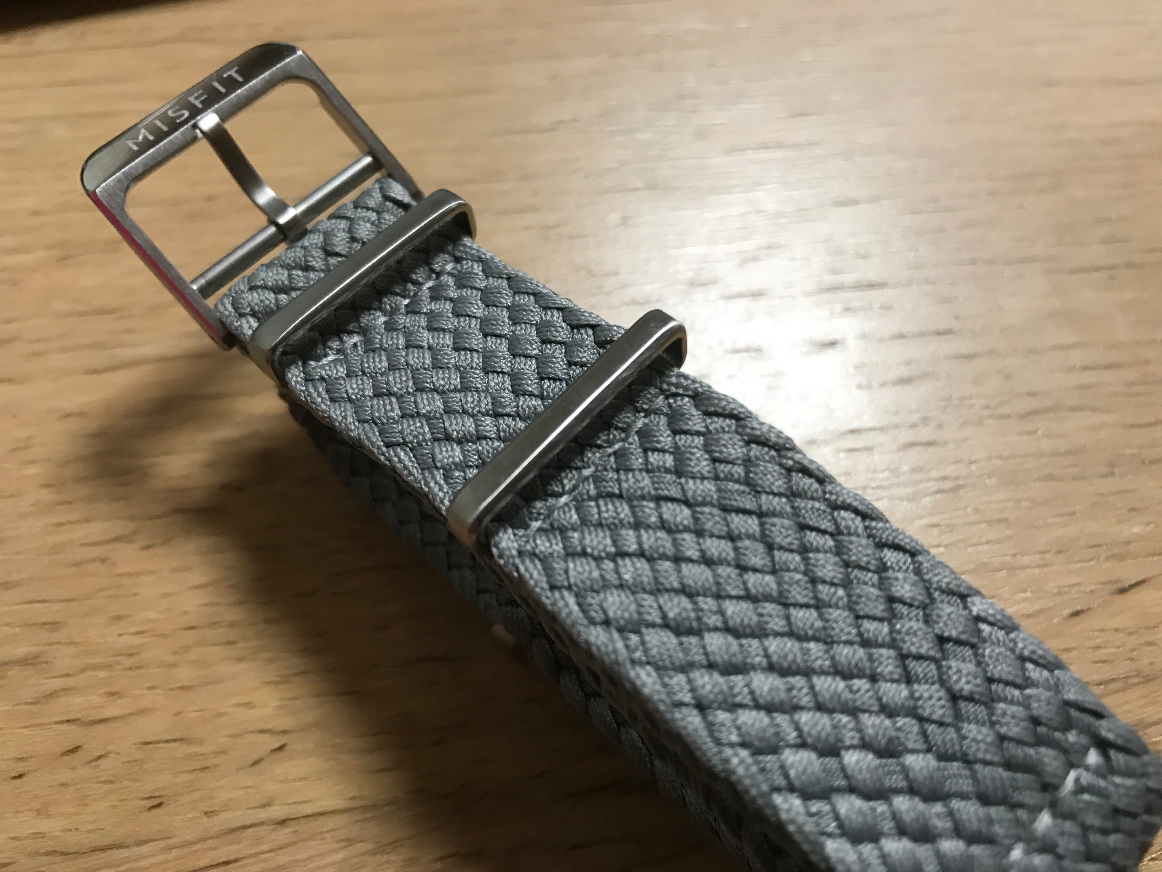 Misfit Phase交換ベルトの登場でデザインの狙いが見えてきた By いしたにまさき シン みたいもん