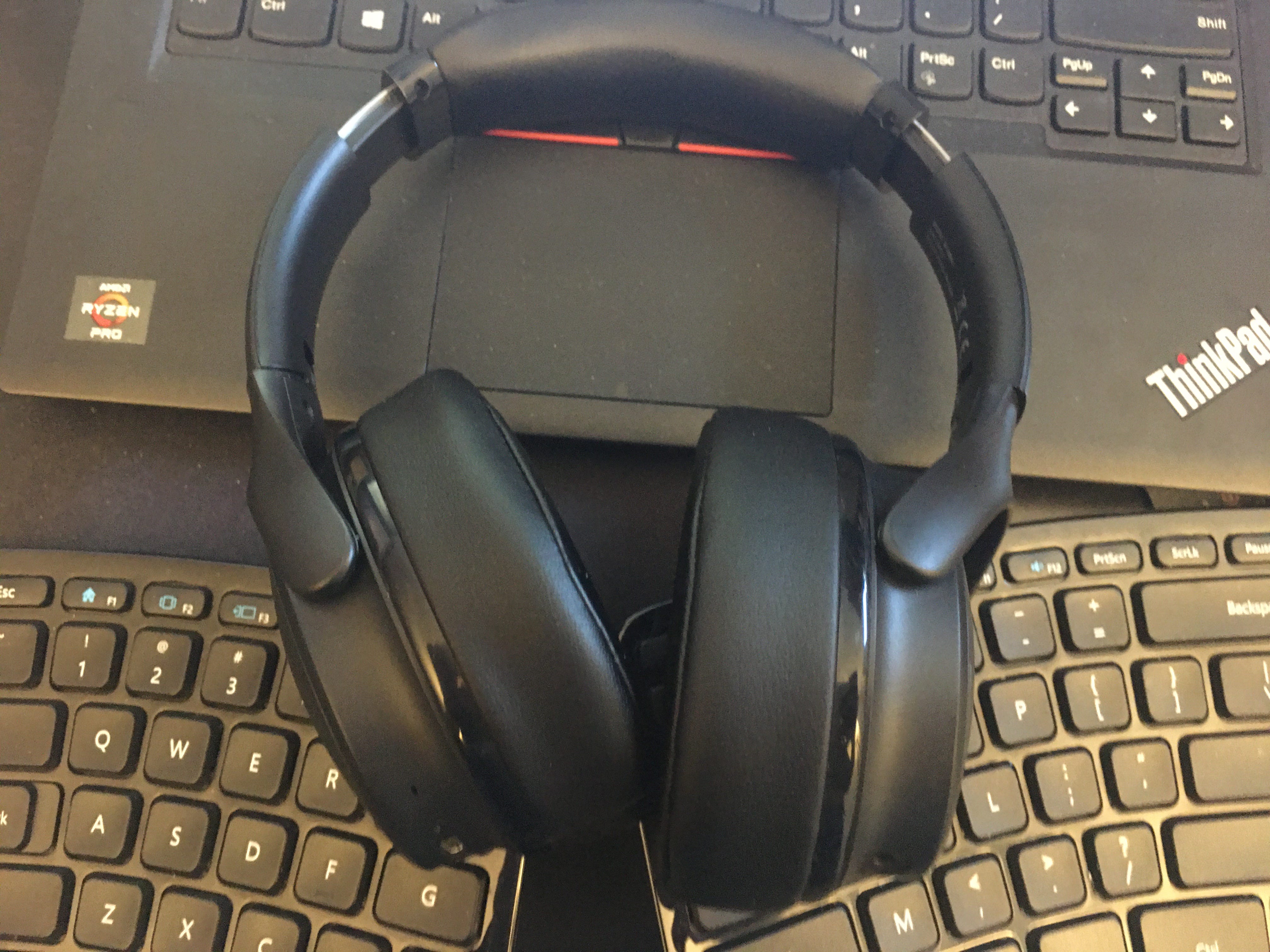 mpow hybrid noise cancelling headphones