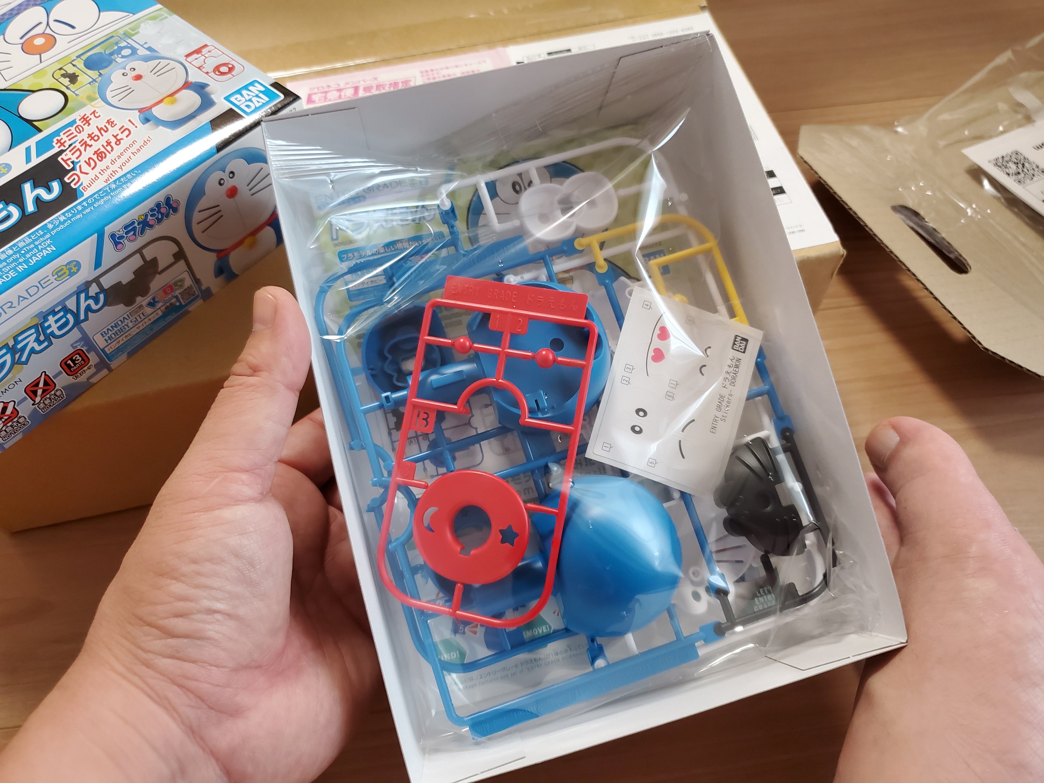 エントリーグレード ドラえもんという悪魔的完成度のプラモデル 日本文化のとあるカリカリに進化した部分をこの値段で理解できるというよろこび By いしたにまさき シン みたいもん